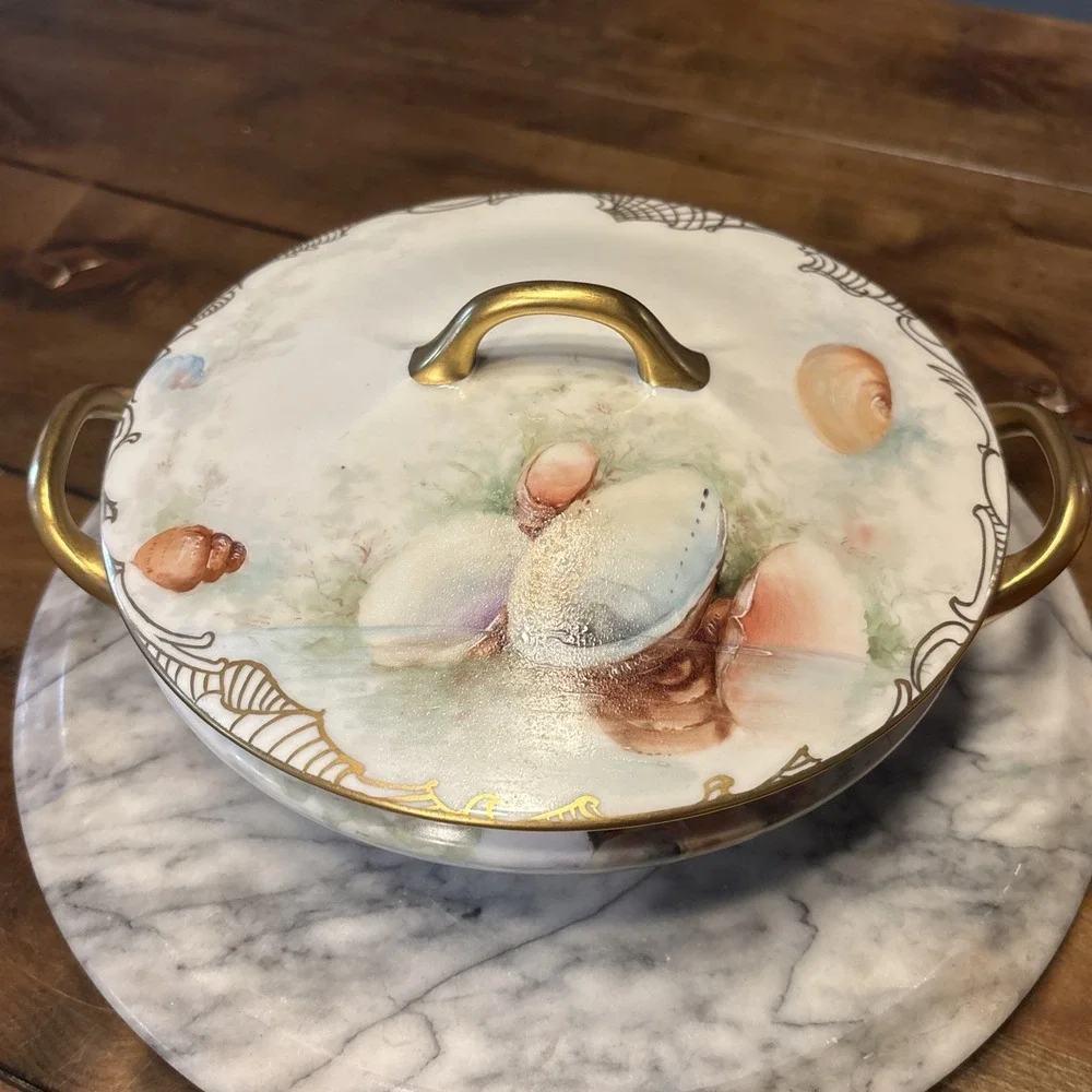 VTG Bavaria Favorite Hand Painted Round Covered Serving Vegetable Dish 8